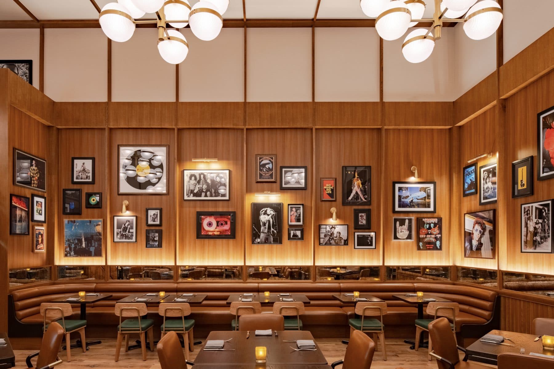 Luckley Tavern & Grill in Rio Las Vegas