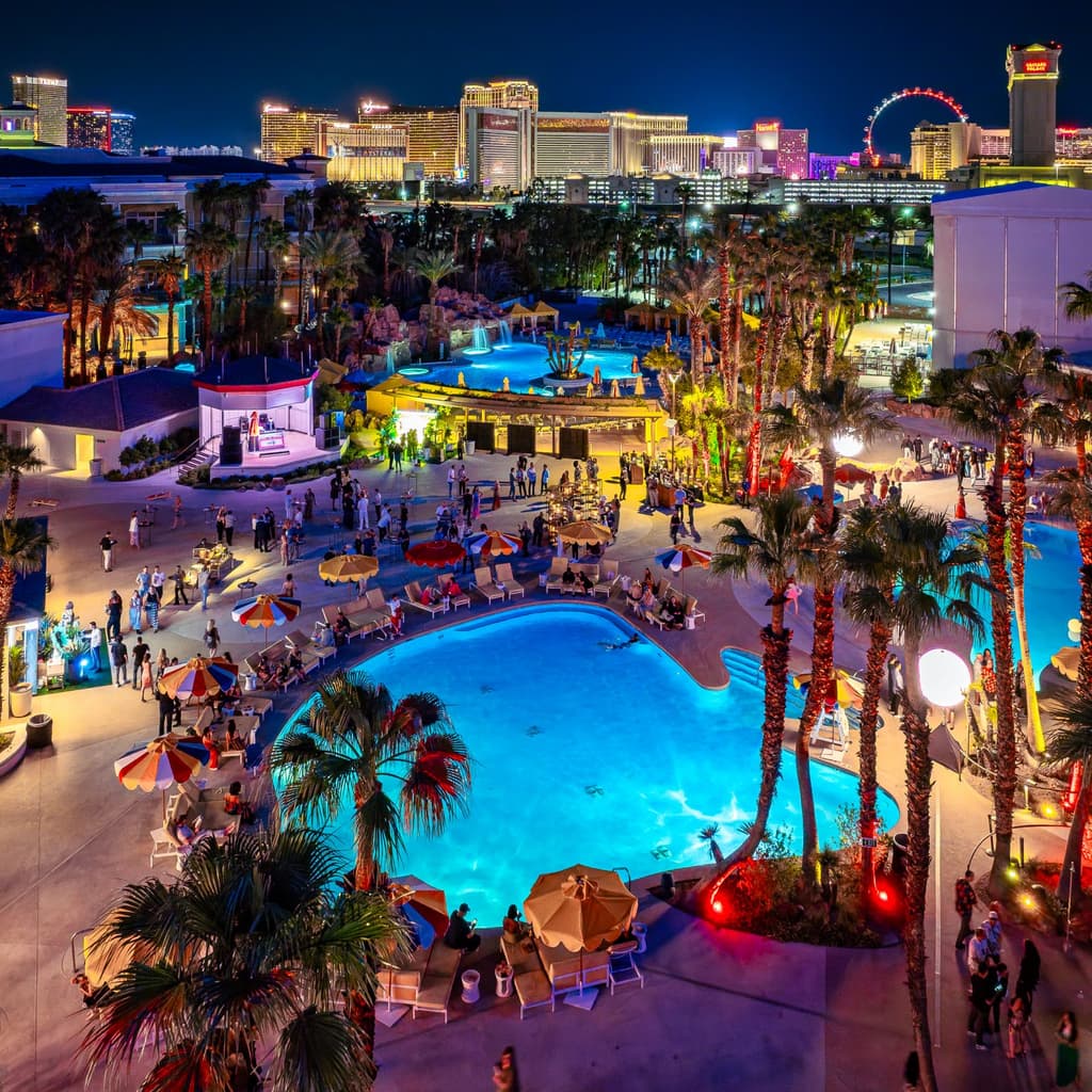Rio Las Vegas Night Time Pool Party
